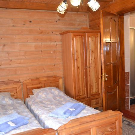 Hirskyy Svitanok Migovo Luaran gambar
