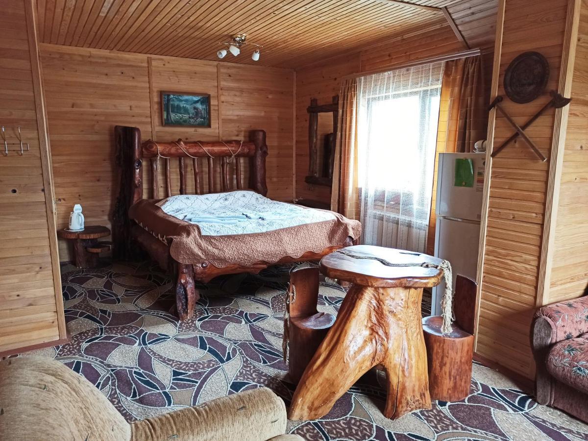 Hirskyy Svitanok Migovo Luaran gambar