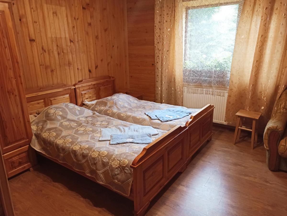 Hirskyy Svitanok Migovo Luaran gambar