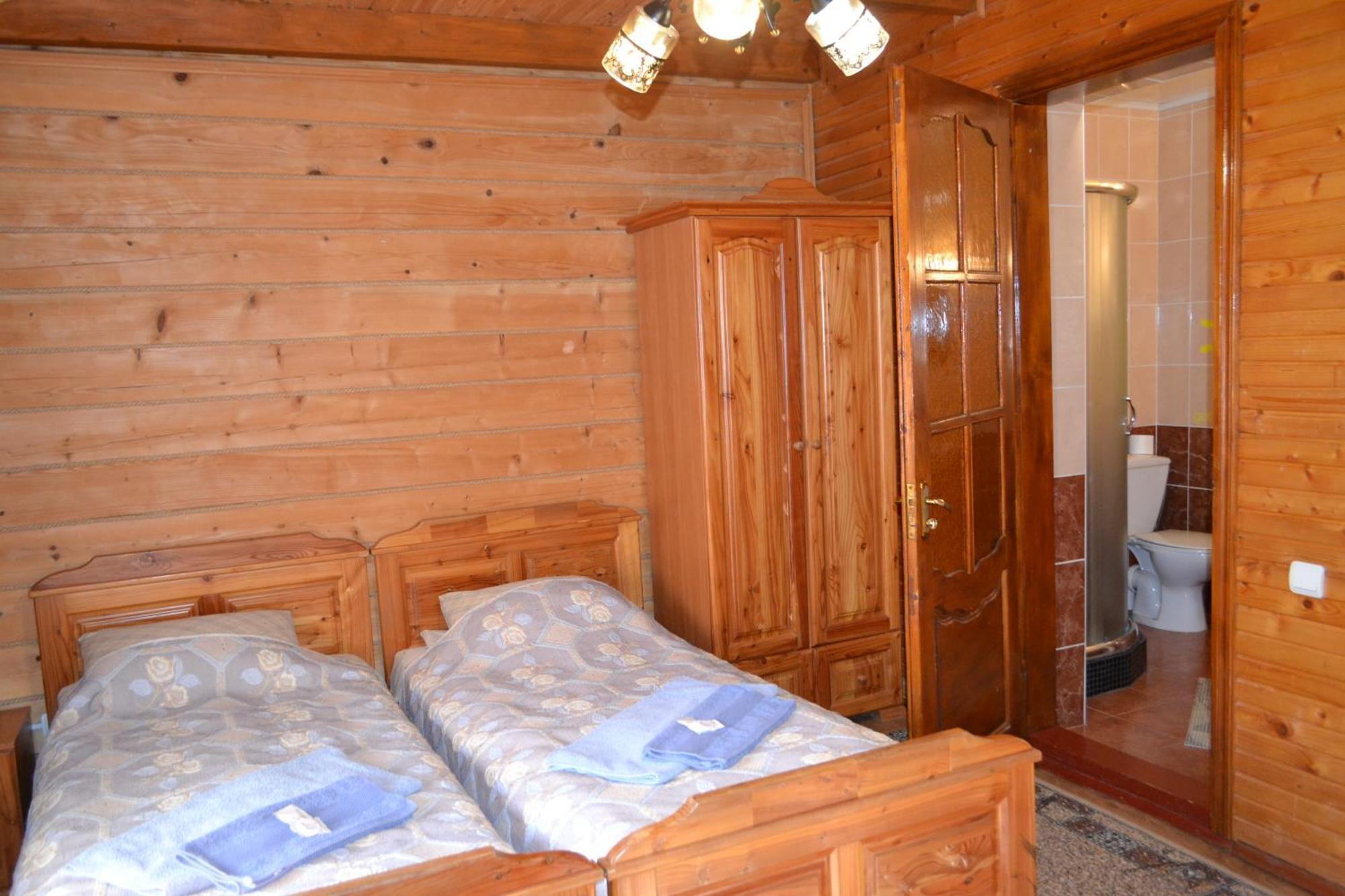 Hirskyy Svitanok Migovo Luaran gambar