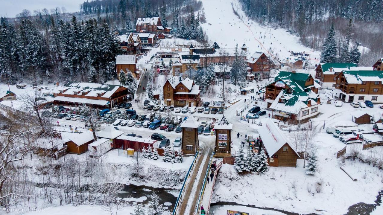 Hirskyy Svitanok Migovo Luaran gambar
